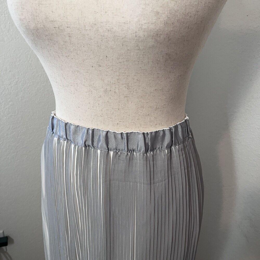 NWT Adiva Pleated Midi Skirt Womens Mediuim Elastic Waist Silver Blue - Picture 2 of 8